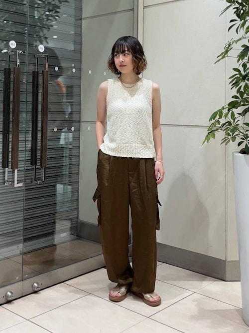 サテンカーゴパンツ