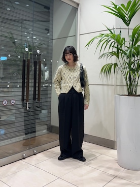 「アイテム（その他シューズ）」を使った、河野楓佳さん（レディース・157cm）の秋コーディネート