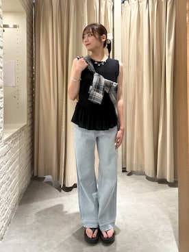 「FREE'S MART（フリーズマート）のハーフムーンバッグ（ハンドバッグ）」を使った、misakiさん（レディース・163cm）の夏コーディネート