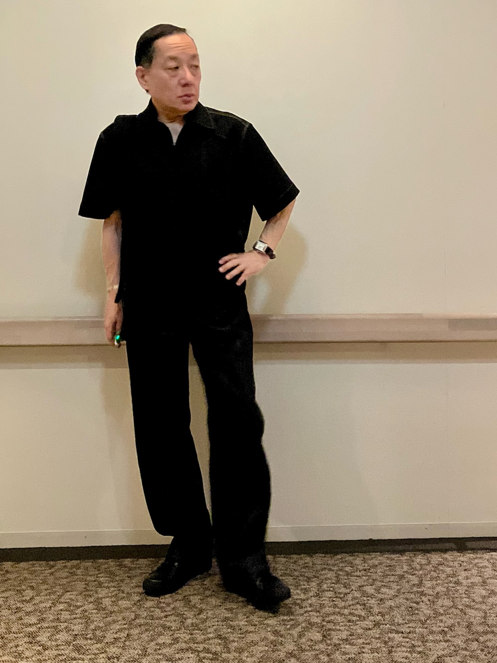 「JIL SANDERのアイテム（シャツ/ブラウス、ブラック系）」を使った、Syamamさん（メンズ・168cm）の夏コーディネートの1枚目の写真