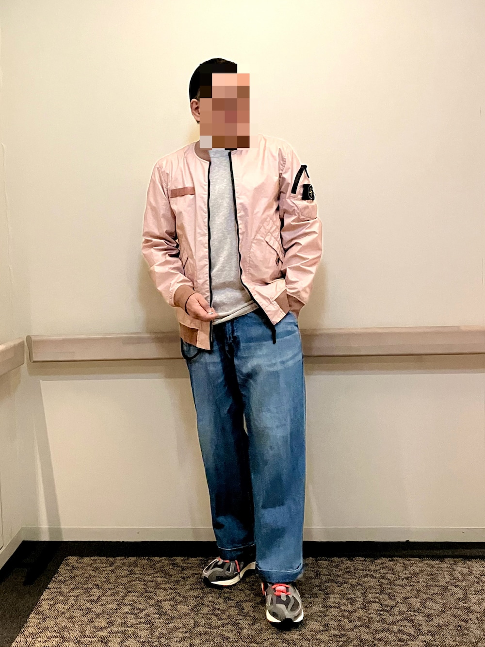 ストーンアイランド オーバーシャツ ピンク モンクレール バレンシアガ