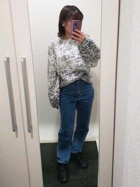 「ボリュームニット」｜「アイテム（スニーカー）」を使った、sakkoさん（レディース・156cm）の冬コーディネート
