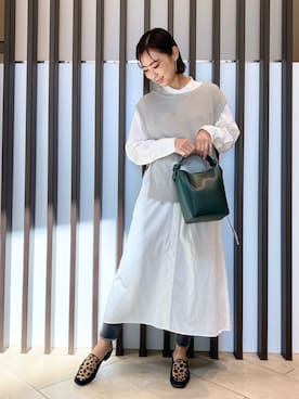 「Moname（モナーム）のアイテム（パンツ）」を使った、26riyoさん（レディース・160cm）の秋コーディネート