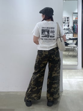 「X-girl（エックスガール）のX-girl HISTORY S/S TEE（Tシャツ/カットソー、ホワイト系）」を使った、MIUさん（レディース・160cm）の夏コーディネート