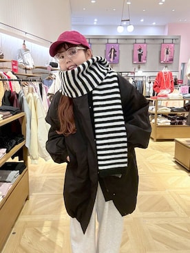 「LOWRYS FARM（ローリーズファーム）のモンスターコート　116447（ブルゾン、ブラック系）」を使った、RIKOさん（レディース・155cm）の冬コーディネート