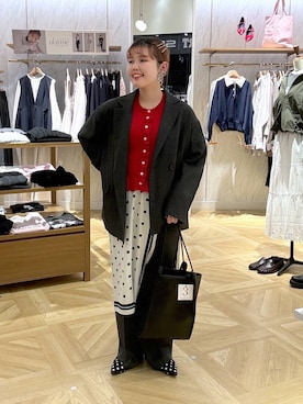 「LOWRYS FARM（ローリーズファーム）のメランジツイルジャケット　589176（テーラードジャケット、グレー系）」を使った、RIKOさん（レディース・155cm）の春コーディネート