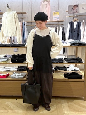 「LOWRYS FARM（ローリーズファーム）のイージーワイドコクーンパンツ 327286（その他パンツ、ブラウン系）」を使った、RIKOさん（レディース・155cm）の春コーディネート