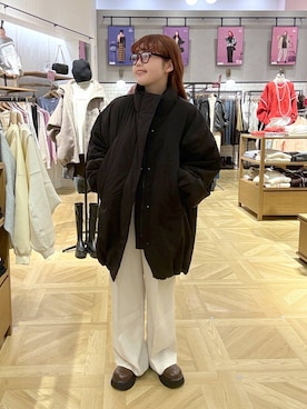 「LOWRYS FARM（ローリーズファーム）のモンスターコート　116447（ブルゾン、ブラック系）」を使った、RIKOさん（レディース・155cm）の冬コーディネート