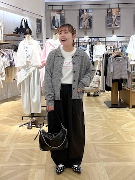 「LOWRYS FARM（ローリーズファーム）のイージーワイドコクーンパンツ 327286（その他パンツ、ブラック系）」を使った、RIKOさん（レディース・155cm）の春コーディネート