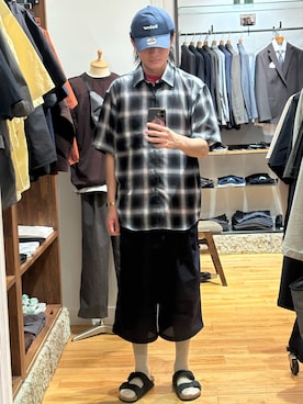 「URBAN RESEARCH DOORS（アーバンリサーチドアーズ）のオンブレチェック レギュラーカラーショートスリーブシャツ（シャツ/ブラウス、グレー系）」を使った、obaさん（メンズ・177cm）の春コーディネート