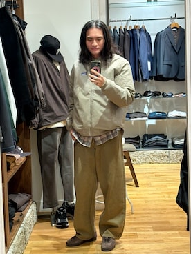 「アイテム（トップス）」を使った、obaさん（メンズ・177cm）の秋コーディネート
