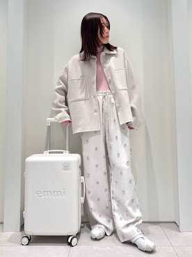 「アイテム（スーツケース/キャリーバッグ）」を使った、emmiさん（レディース・154cm）の冬コーディネート