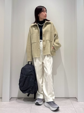 「アイテム（テーラードジャケット、グリーン系）」を使った、emmiさん（レディース・154cm）の秋コーディネート