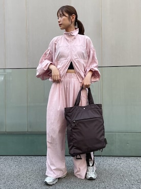 「アイテム（バングル/リストバンド）」を使った、emmiさん（レディース・165cm）の夏コーディネート