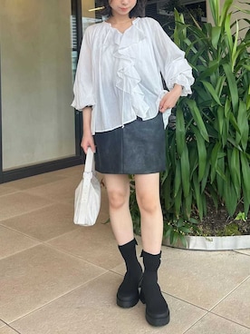 「アイテム（スカート）」を使った、emmiさん（メンズ・155cm）の秋コーディネート