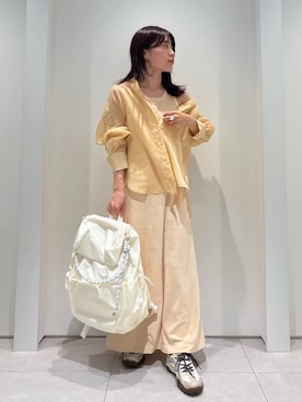 「emmi（エミ）の【emmi×FILA】ECHAPPE MS×emmi（スニーカー、グレー系）」を使った、emmiさんの夏コーディネート