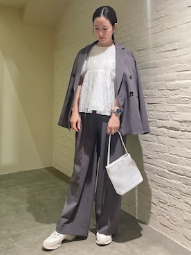 「NEW BALANCE（ニューバランス）の【New Balance for emmi】URC56（スニーカー、ベージュ系）」を使った、emmiさんの春コーディネート