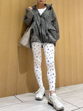 「アイテム（レギンス/スパッツ）」を使った、emmiさん（レディース・157cm）の秋コーディネート