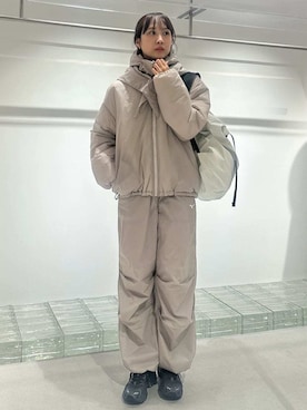 「アイテム（スポーツグッズ）」を使った、emmiさん（レディース・161cm）の冬コーディネート