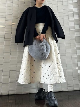 「emmi（エミ）のアイテム」を使った、emmiさん（レディース・157cm）の冬コーディネート