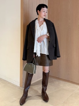 「emmi（エミ）のフェイクレザーパイピングミニボストンバッグ（ボストンバッグ）」を使った、emmiさん（レディース・153cm）の夏コーディネート