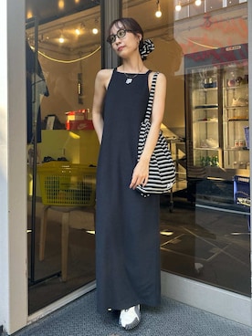 「アイテム（ヘアアクセサリー）」を使った、emmiさん（レディース・161cm）の夏コーディネート