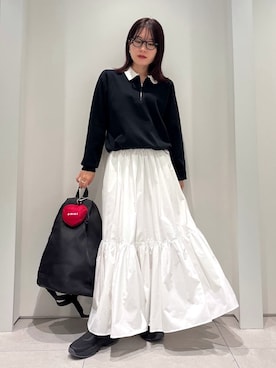 「アイテム（その他ヘアアクセサリー、レッド系）」を使った、emmiさん（レディース・154cm）の秋コーディネート