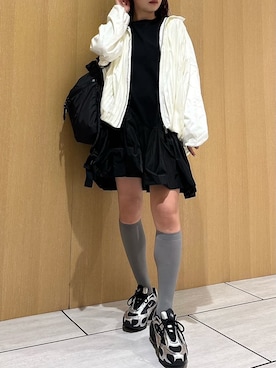 「アイテム（アウトドア/スポーツ）」を使った、emmiさん（レディース・157cm）の秋コーディネート
