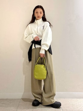 「アイテム（バンダナ/スカーフ）」を使った、emmiさん（レディース・154cm）の冬コーディネート