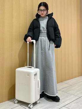 「アイテム（スーツケース/キャリーバッグ）」を使った、emmiさん（レディース・169cm）の冬コーディネート
