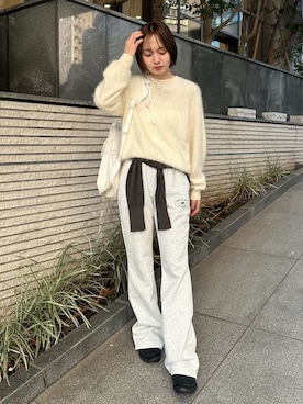 「emmi（エミ）のアイテム」を使った、emmiさん（レディース・160cm）の秋コーディネート