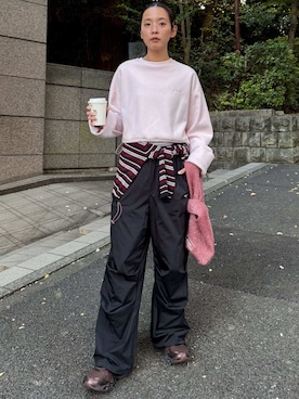 「アイテム（アウトドア/スポーツ）」を使った、emmiさん（レディース・165cm）の秋コーディネート