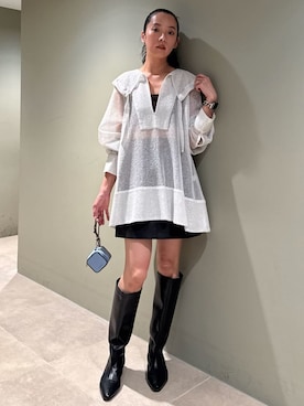 「アイテム（バッグ、ブルー系）」を使った、emmiさん（レディース・165cm）の夏コーディネート