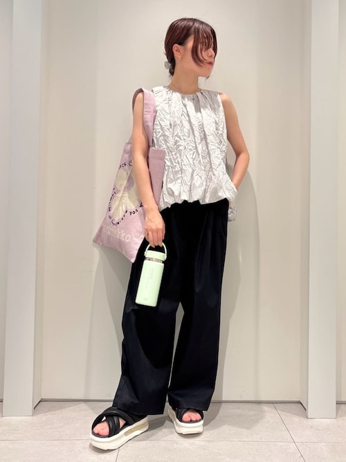 LILL（リル）の「ポリトロオープンカラービッグシルエット