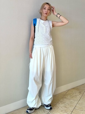 「SALOMON（サロモン）の【emmi×SALOMON】XT-6（スニーカー、ブルー系）」を使った、emmiさんの春コーディネート