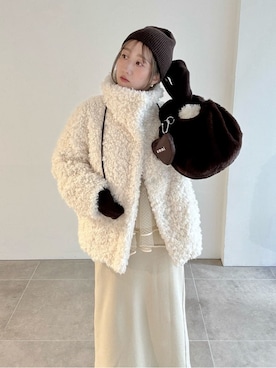 「アイテム（手袋）」を使った、emmiさん（レディース・157cm）の秋コーディネート