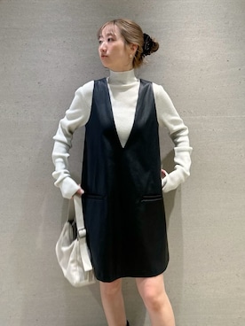 「アイテム（ニット/セーター、シルバー系）」を使った、emmiさん（レディース・157cm）の秋コーディネート