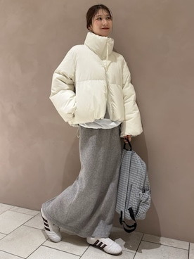 「アイテム（バックパック/リュック、グレー系）」を使った、emmiさん（レディース・163cm）の秋コーディネート