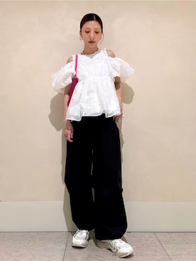 「ASICS（アシックス）の【ASICS for emmi】GT-2160 BREEZE（スニーカー、ベージュ系）」を使った、emmiさんの春コーディネート