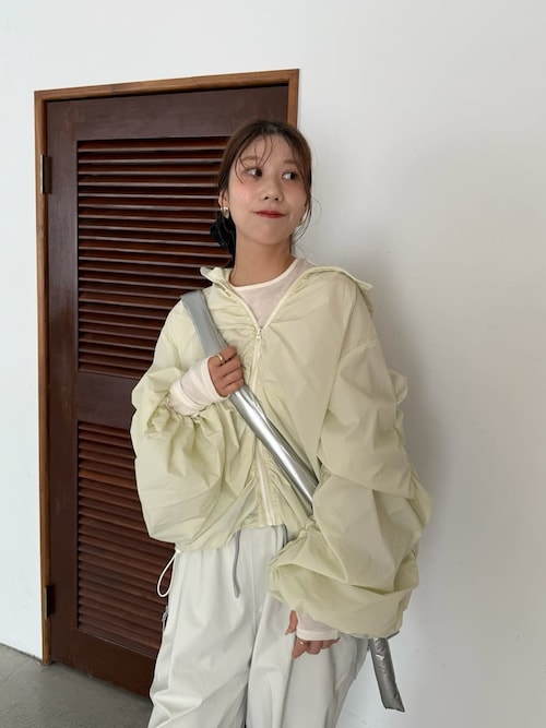 撥水 ギャザーフーディーブルゾン（ブルゾン）｜emmi（エミ）の