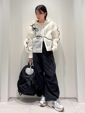 「アイテム（エコバッグ/サブバッグ）」を使った、emmiさん（レディース・154cm）の秋コーディネート