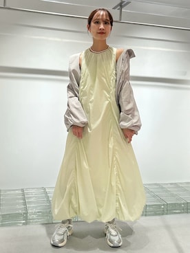 「アイテム（ブルゾン、グレー系）」を使った、emmiさん（レディース・161cm）の夏コーディネート
