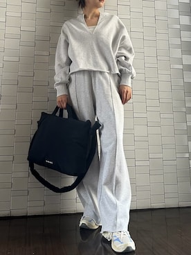 「emmi（エミ）のアイテム（トップス）」を使った、emmiさん（レディース・157cm）の春コーディネート