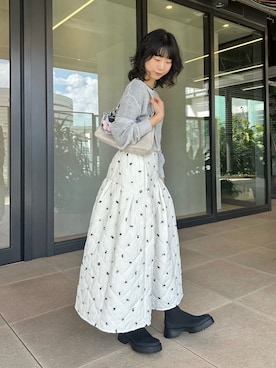 「アイテム（スカート）」を使った、emmiさん（メンズ・155cm）の秋コーディネート