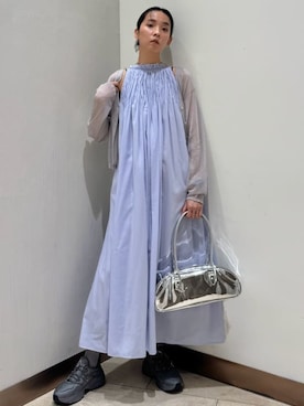 「PUMA」｜「アイテム（ワンピース/ドレス）」を使った、emmiさん（レディース・165cm）の春コーディネート