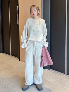 「UGG（アグ）のアイテム（ブーツ）」を使った、emmiさん（レディース・157cm）の秋コーディネート