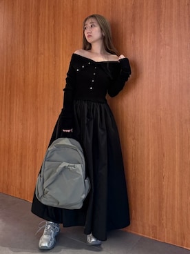 「emmi（エミ）の【emmi atelier】eco ギャザーボディーバックパック（バックパック/リュック、グレー系）」を使った、emmiさんの夏コーディネート
