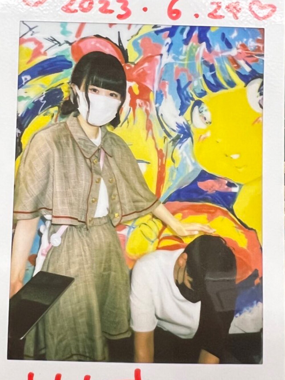 「SHIBUYAMELTDOWN、おしゃれさんと繋がりたい、アイドルオタク」｜「s'yteのアイテム（Tシャツ/カットソー、ホワイト系）」を使った、シマダマコトさん（メンズ・172cm）の夏コーディネートの1枚目の写真