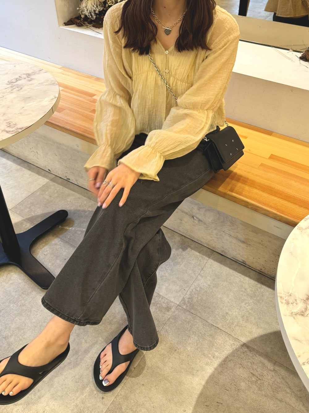 m.さんの「[mline]シアーギャザーブラウス（mline）」を使ったコーディネートの1枚目の写真