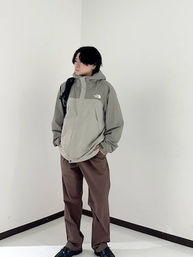 「アイテム（マウンテンパーカー）」を使った、nakahiroさん（メンズ・170cm）の秋コーディネート